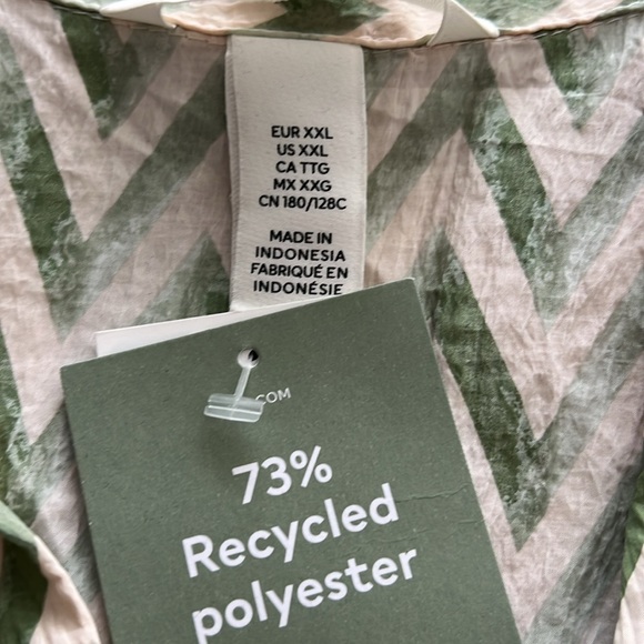 H&M green cream chevron cropped tie waist v neck blouse XXL 16 18 20% OF… - Picture 4 of 8